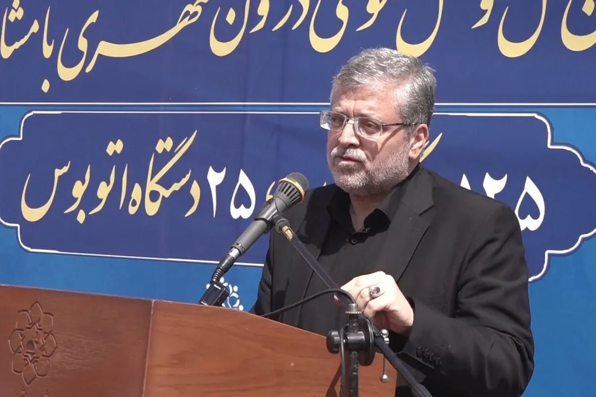 فاز یک خط۳ مترو مشهد سال آینده به بهره‌برداری می‌رسد | پیگیری تامین ۲هزارمیلیارد تومان برای مترو و هزاردستگاه اتوبوس از سوی وزیرکشور 