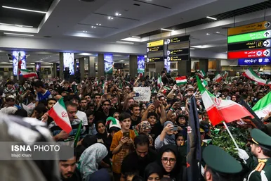 گزارش تصویری | ورود کاروان تیم ملی جمهوری اسلامی ایران به کشور