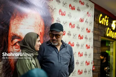 گزارش تصویری | نمایش مردمی فیلم «صددام» با حضور رضا عطاران در مشهد