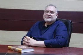 سروده جدید &laquo;افشین علا&raquo; با نام &laquo;مژده به ملت ایران&raquo; + متن