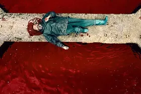 بررسی&laquo;آن ها&raquo;، نخستین سریال ژانر وحشت شبکه نمایش خانگی | آن ها نباختند!