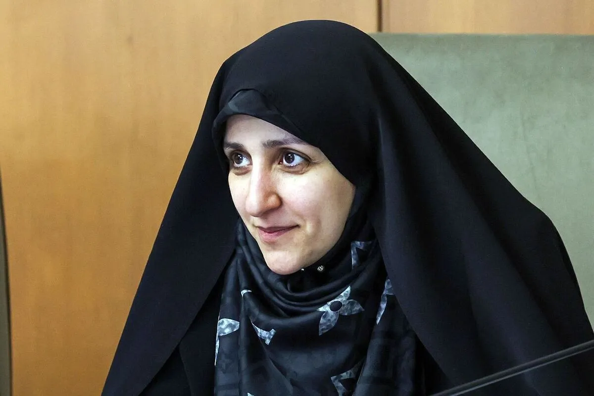 معاون رئیس‌جمهور: صدور گواهینامه موتور برای بانوان نهایی شد + فیلم