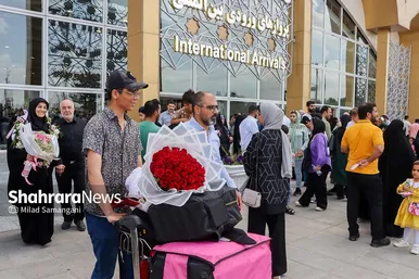 عکس‌های بازگشت اولین کاروان حجاج خراسانی به مشهد