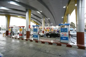 کدام پمپ&zwnj;بنزین&zwnj;ها در تهران هم&zwnj;اکنون فعال هستند؟ (۵ آبان ۱۴۰۰)