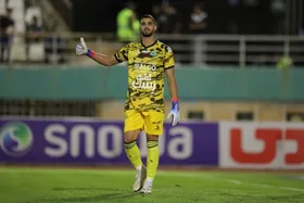 گوهری پول داد تا جدا شود