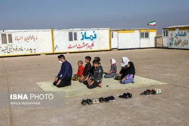 مدرسه‌ای میان عشایر