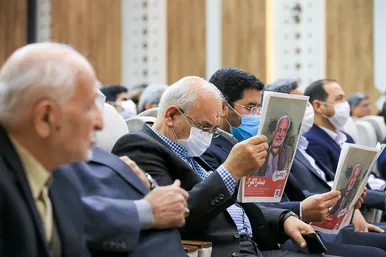 نشست صمیمی شهردار مشهد با جامعه قرآنی