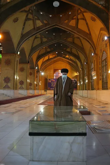حضور رهبر معظم انقلاب در مرقد مطهر امام خمینی(ره) و گلزار شهیدان