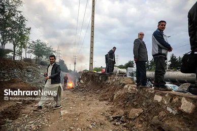تصاویری از تلاش غواصان آتش نشانی مشهد برای نجات افراد گرفتار در سیلاب (۲۶ اردیبهشت ۱۴۰۳)