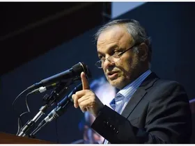 جامعه&zwnj;ای توانمند است که در حوزه فرهنگ و اقتصاد قوی باشد