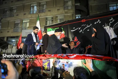 گزارش تصویری | وداع با پیکر مطهر پرستار شهید «حسین عشقی» در مشهد