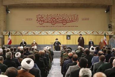 عکس | دیدار جمعی از مسئولان نظام و سفیران کشورهای اسلامی با مقام معظم رهبری