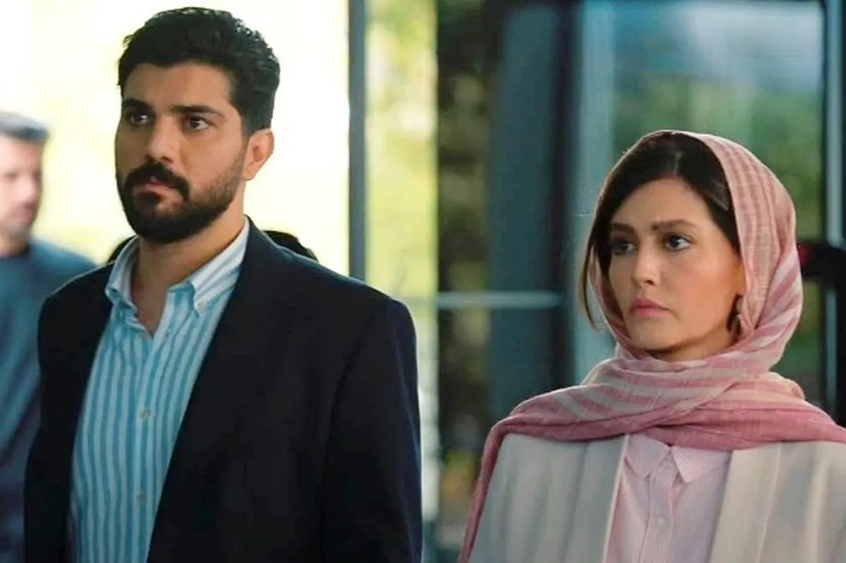 از پوستر «دو روز دیرتر» با بازی سینا مهراد و پردیس احمدیه رونمایی شد + عکس