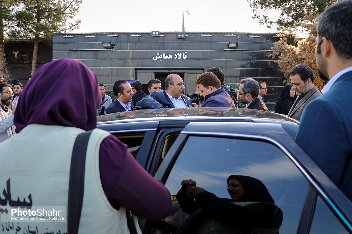 علیه منیّت‌ها