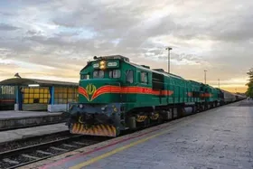 پیش&zwnj;فروش بلیت قطار&zwnj;های رجا از فردا ۱۶ تیر آغاز می&zwnj;شود