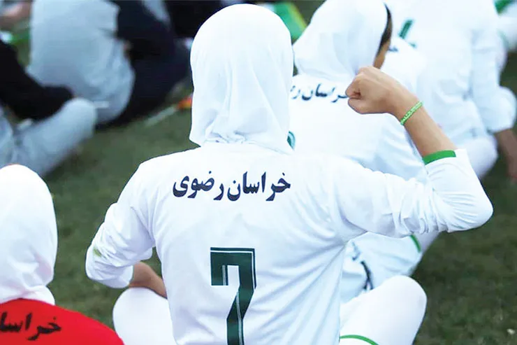 فوتبال دختران مشهد جان می‌گیرد