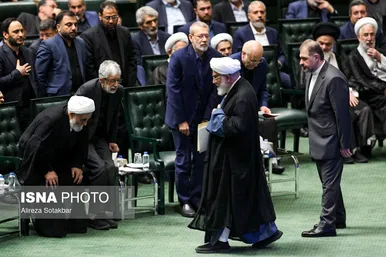 عکس‌هایی از آغاز مجلس دوازدهم توسط هیئت رئیسه سنی