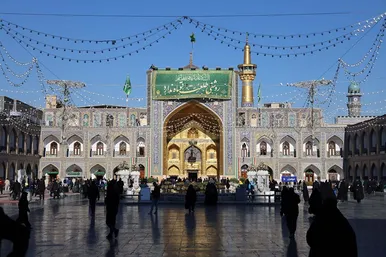 عکس‌هایی از گل‌آرایی حرم مطهر رضوی به مناسبت اعیاد شعبانیه
