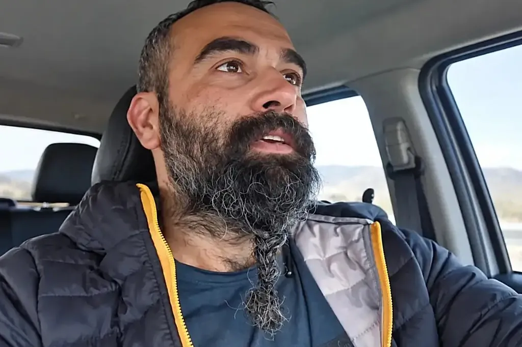 علی سینا مصطفوی