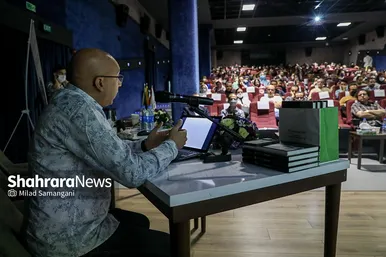 همایش روز جهانی عکاسی در مشهد