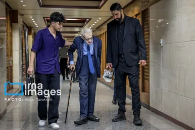 گزارش تصویری | مراسم یادبود زنده یاد «اکبر عبدی»