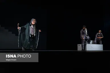 گزارش تصویری | آیین افتتاح نمایش «ذرات آشوب»