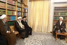 آیت الله مکارم شیرازی: باید سنت&zwnj;های حوزوی را حفظ کرد