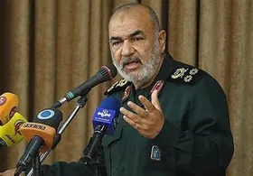 سرلشکر سلامی: جوانان مهره شطرنج سیاسی دشمنان نشوند| با همین جوانان فریب&zwnj;خورده به سراغ دشمنان می&zwnj;رویم