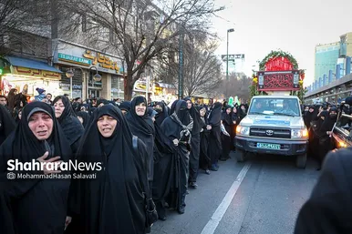 تشییع پیکر بانوی شهیده فاطمه دهقان از شهدای حادثه تروریستی کرمان