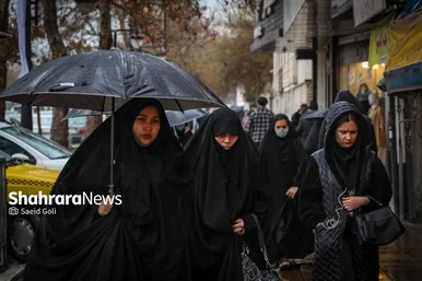 باران که می‌بارد