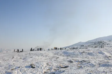 تفریح زمستانی در کوه‌پایه
