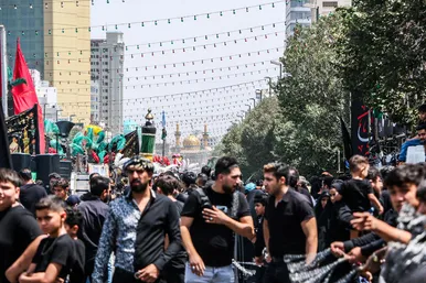 عزاداری روز تاسوعا در مشهد مقدس