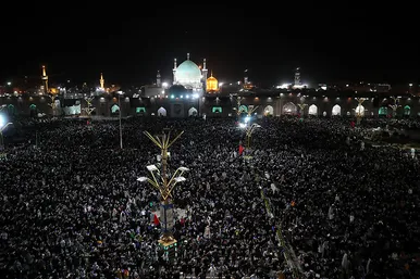 مراسم احیاء شب 23 ماه رمضان در حرم مطهر رضوی