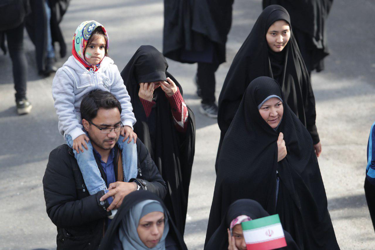 همایش پیاده روی بزرگ خانوادگی در مشهد +تصاویر