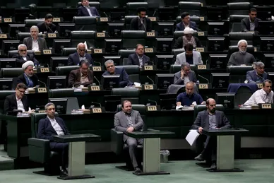 عکس | تقدیم لایحه بودجه سال ۱۴۰۴ از سوی رئیس جمهور به مجلس