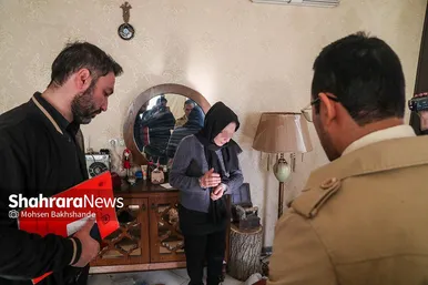 گزارش تصویری | بازسازی صحنه قتل پدر توسط دختر در مشهد