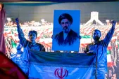اکران شبانه فیلم‌های دفاع مقدس برای خانواده‌ها در خیمه مقاومت