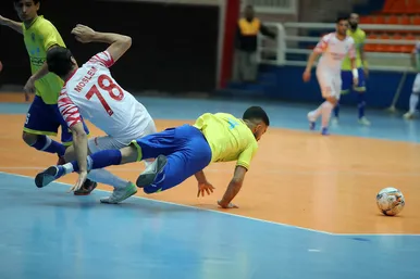 لیگ برتر فوتسال / مسابقه فرش آرا و گهر زمین سیرجان