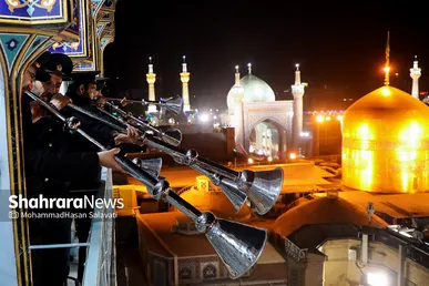 آیین سنتی نقاره نوازی سحرگاهی در حرم مطهر رضوی