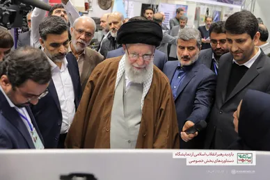 گزارش تصویری | بازدید رهبر معظم انقلاب اسلامی از نمایشگاه رویداد ملی «پیشگامان پیشرفت» (۲ بهمن ۱۴۰۳)