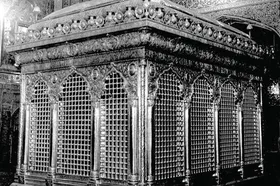 درباره ابوالحسن حافظیان، بانی ساخت چهارمین ضریح امام رضا(ع)