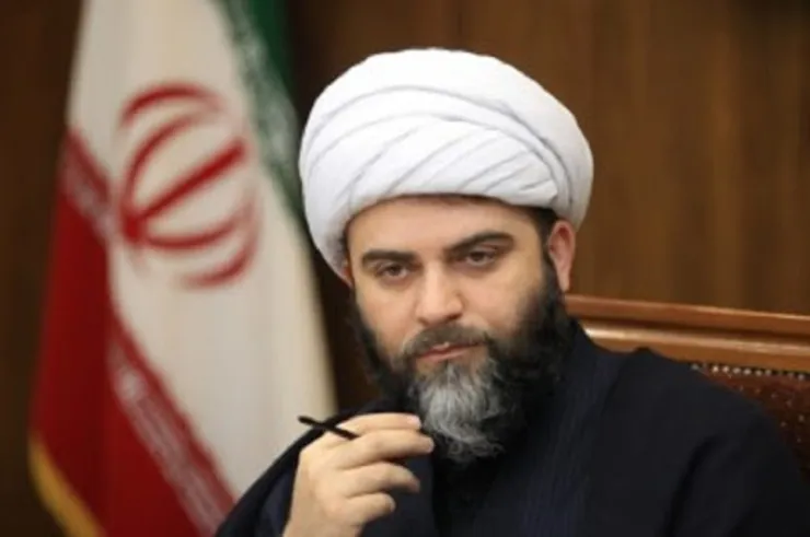 قیام ۱۵ خرداد برای خدا شکل گرفت