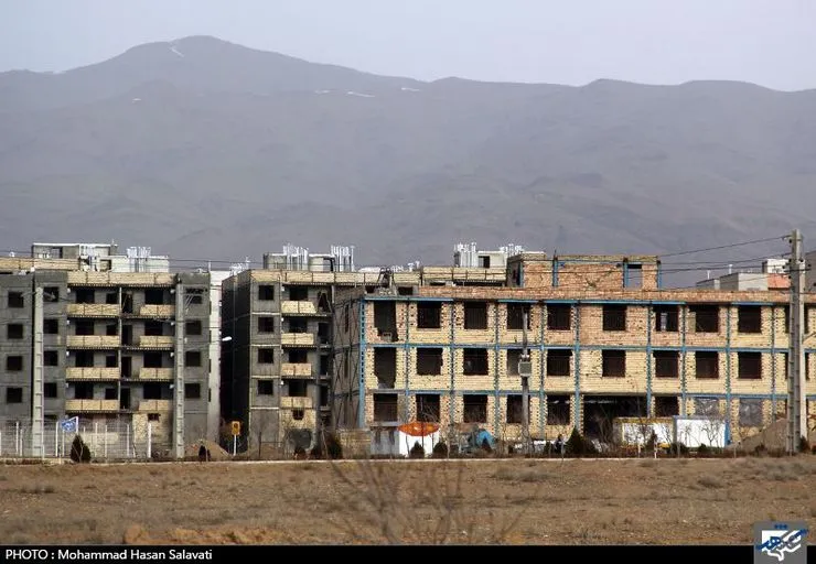 وزیر راه و شهرسازی: خانه را گران نخرید تا ارزان شود