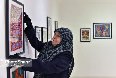 زهرا نعمتی نقاش «خودآموخته» 80 ساله مشهدی