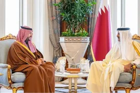 وزیر دفاع عربستان با امیر قطر درباره تحولات منطقه رایزنی کردند