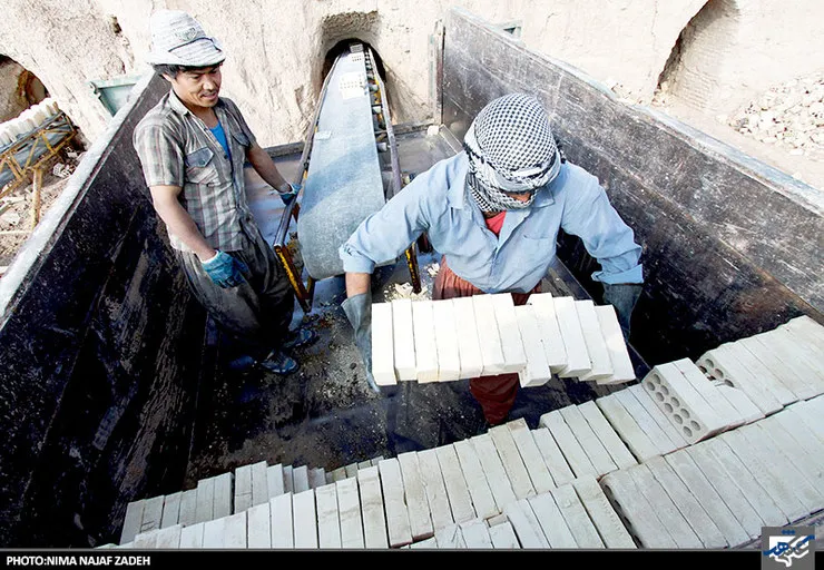  اعتراض کارگران به کمیسیون تلفیق مجلس | ارز ۱۷ هزار و ۵۰۰ تومانی باید در تعیین دستمزد لحاظ شود