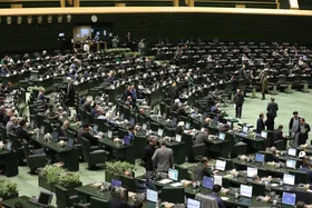 نماینده مجلس: آمریکایی&zwnj;ها از هیچ ظلمی علیه ملت ایران دریغ نکرده&zwnj;اند