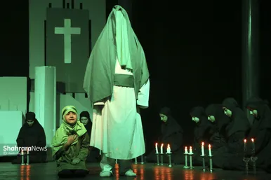 نمایش «خورشید کاروان»