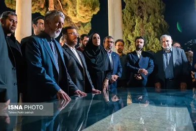 گزارش تصویری | آیین بزرگداشت حافظ با حضور وزیر ارشاد - شیراز