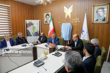 آیین رونمایی از پوستر نخستین کنفرانس ملی چالش‌های حاشیه‌نشینی و فرصت‌های بازآفرینی